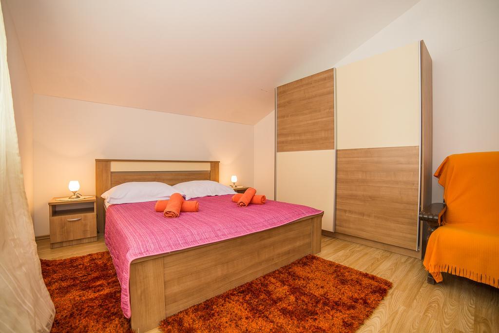 Apartments Saldun Trogir Exterior foto